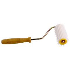 Extra Large Needle Uncapping Needle Roller with Wooden Handle